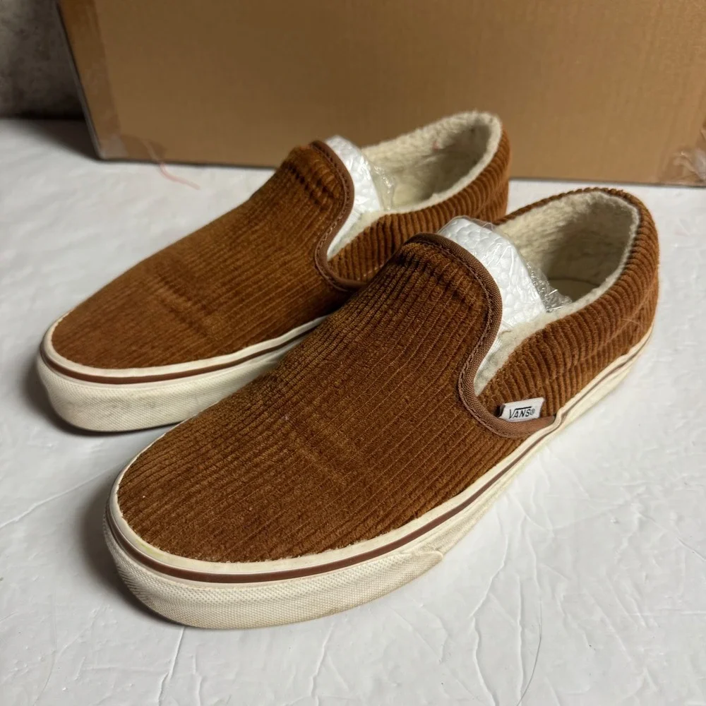 Vans Classic Slip-On Corduroy Sherpa Brown Mens 6.5 Womens 8 Sneakers